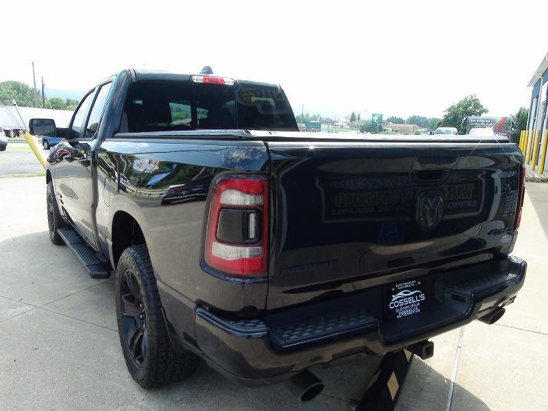 RAM 1500 Big Horn Quad Cab 4WD 2021
