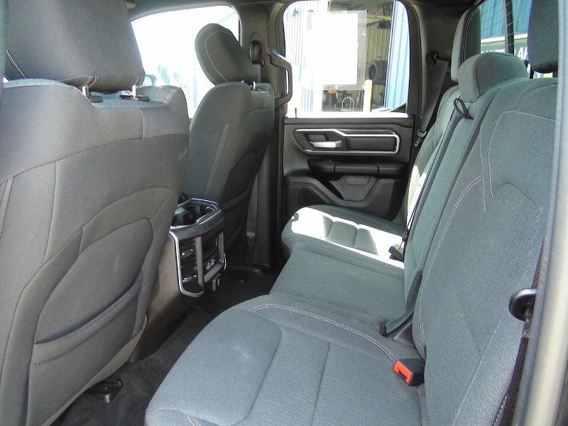 RAM 1500 Big Horn Quad Cab 4WD 2021