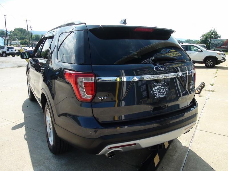 Ford Explorer XLT 4WD 2017