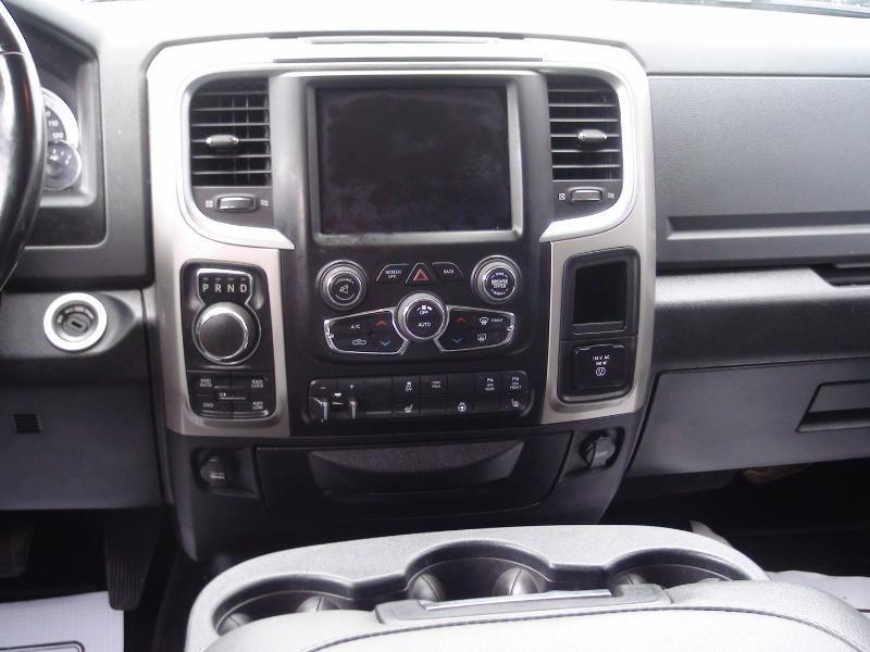 RAM 1500 SLT Crew Cab SWB 4WD 2018
