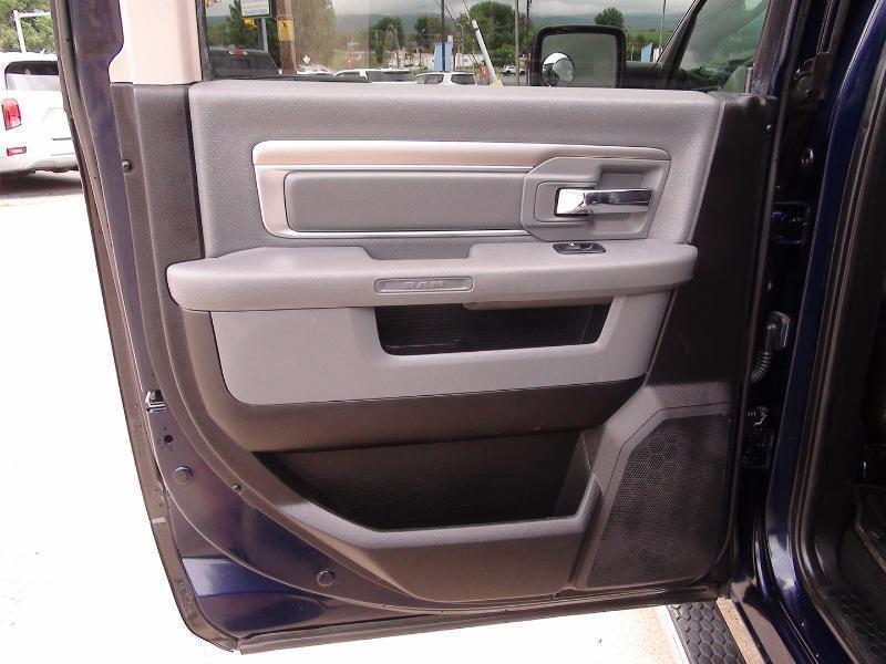 RAM 1500 SLT Crew Cab SWB 4WD 2018
