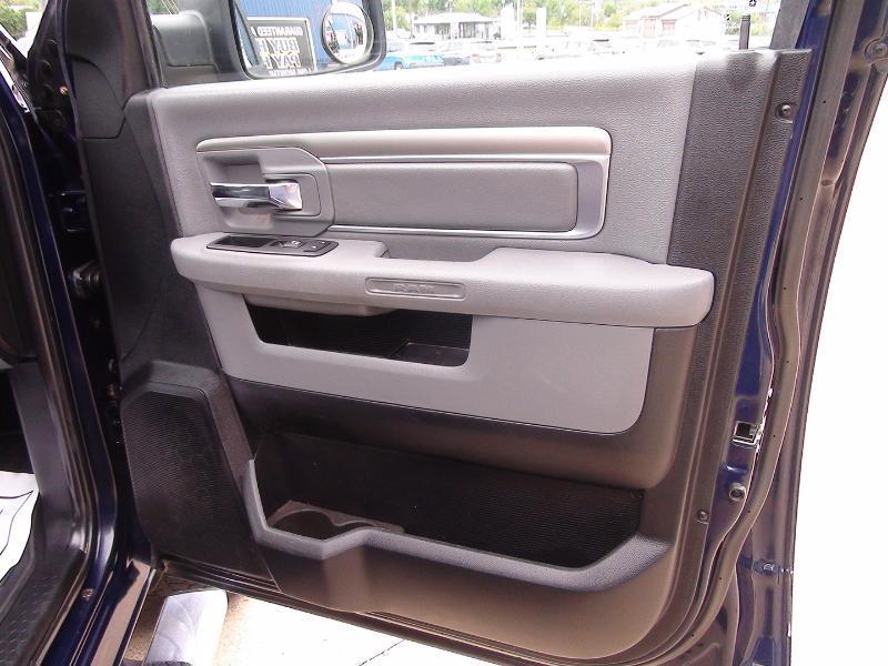 RAM 1500 SLT Crew Cab SWB 4WD 2018