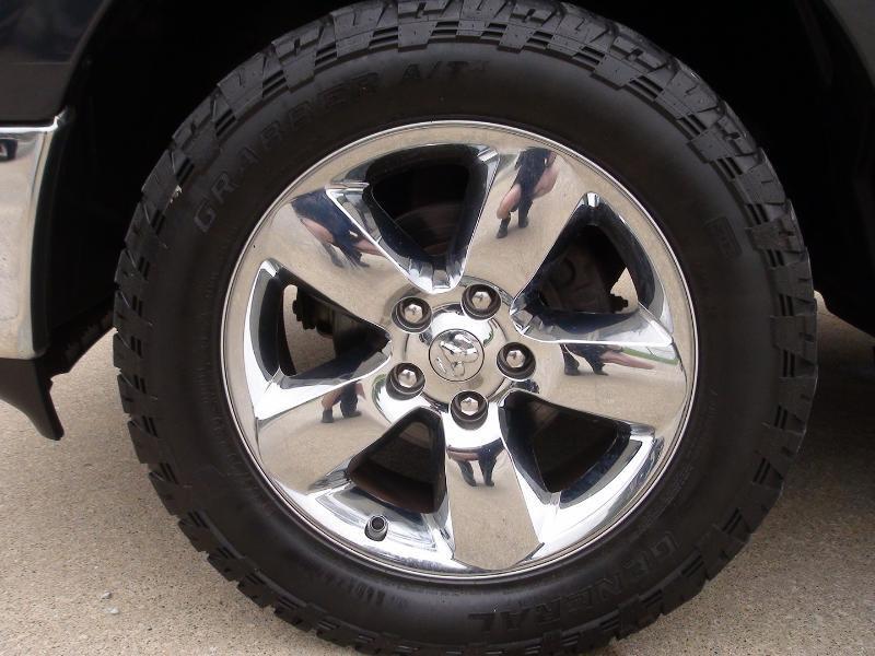 RAM 1500 SLT Crew Cab SWB 4WD 2017
