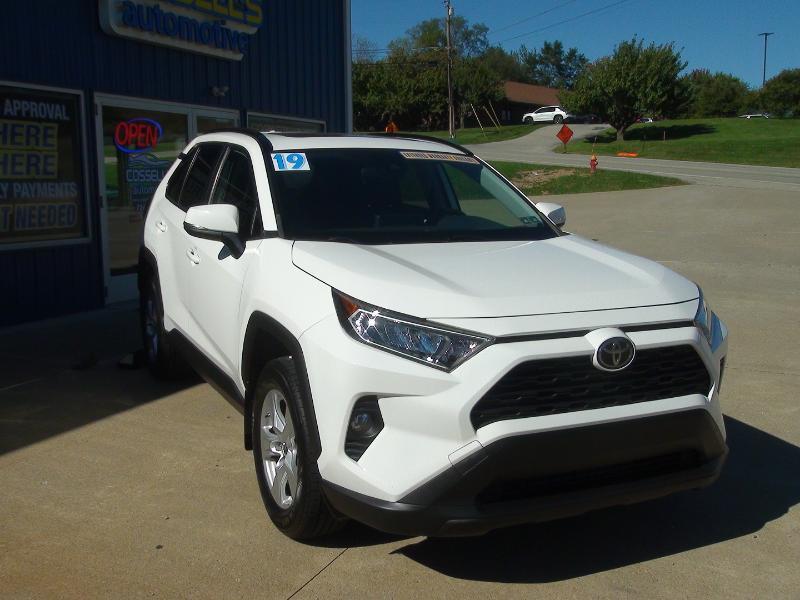 Toyota RAV4 XLE AWD 2019