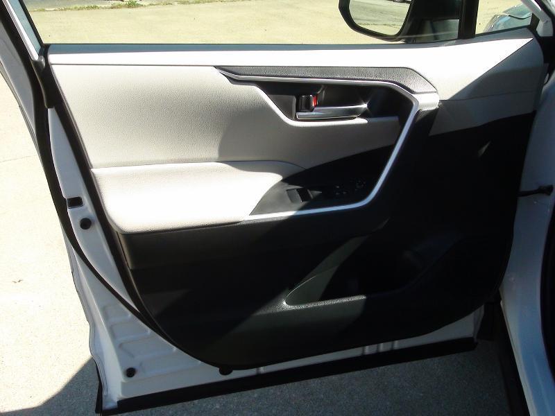 Toyota RAV4 XLE AWD 2019