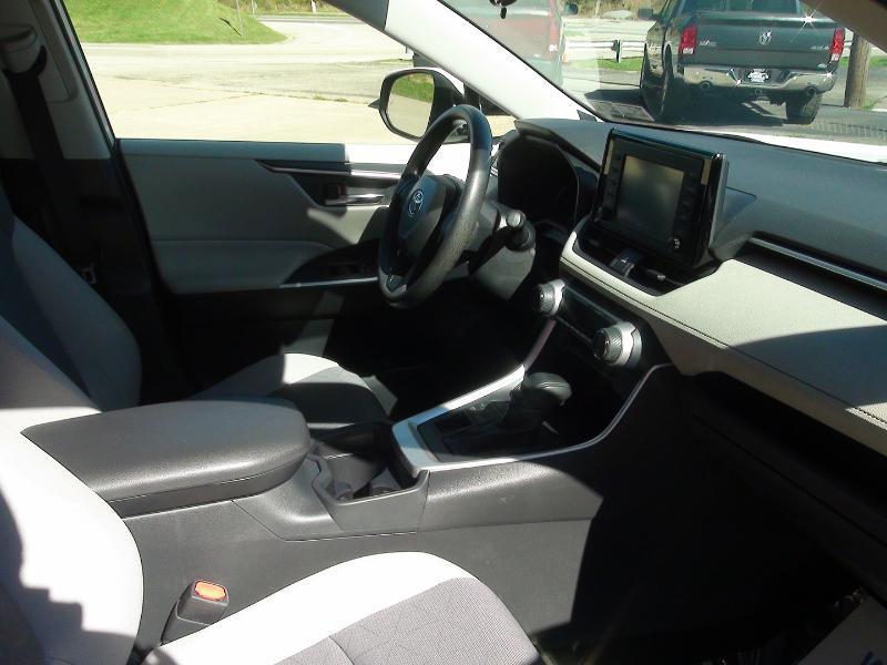 Toyota RAV4 XLE AWD 2019
