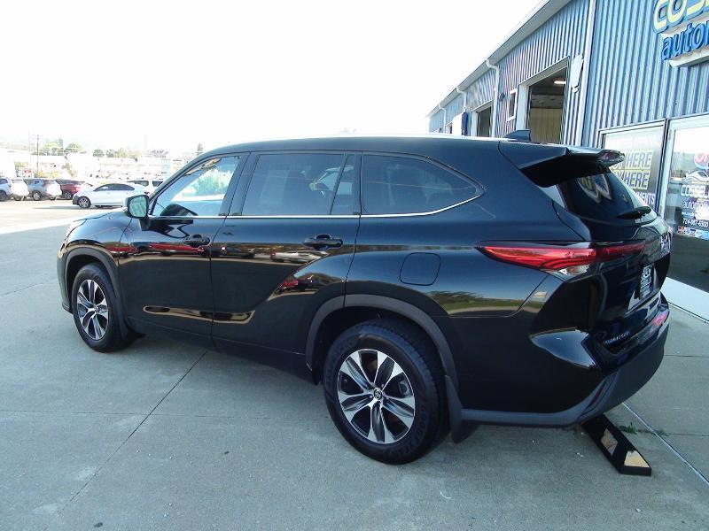 Toyota Highlander XLE AWD V6 2020