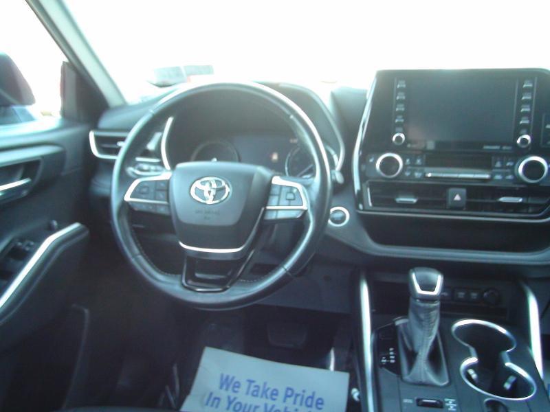Toyota Highlander XLE AWD V6 2020