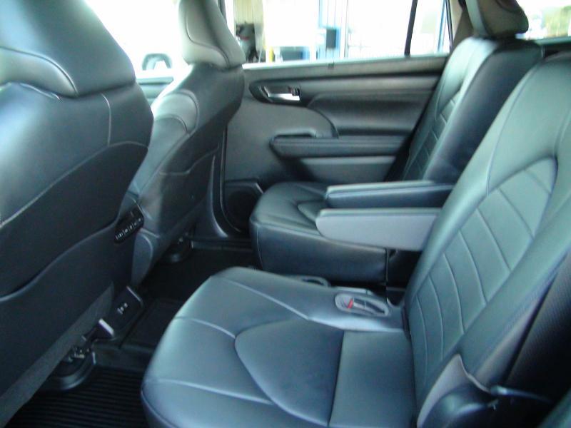 Toyota Highlander XLE AWD V6 2020