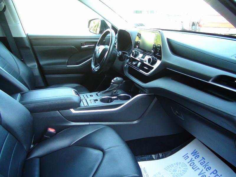 Toyota Highlander XLE AWD V6 2020