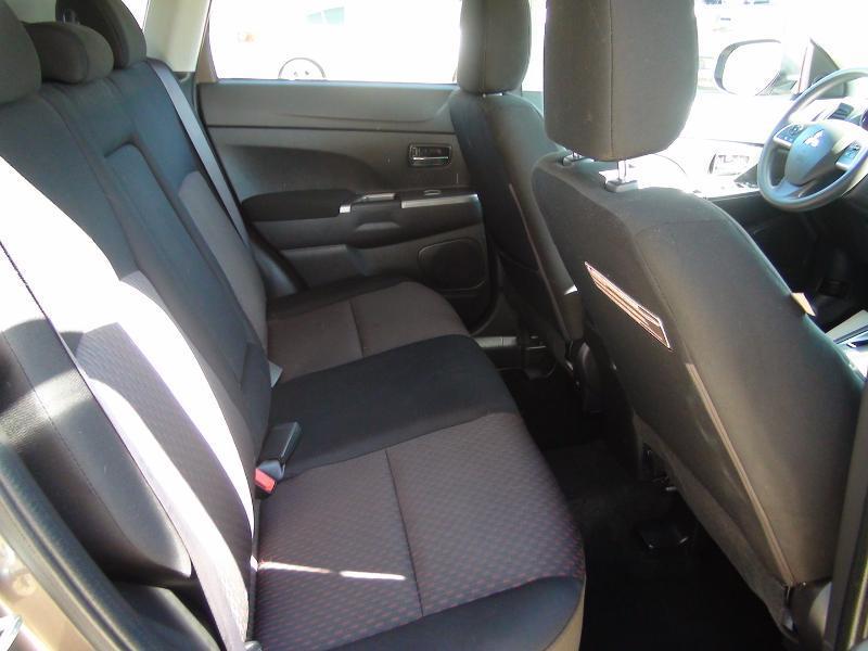 Mitsubishi Outlander Sport 2.0 ES 4WD CVT 2018
