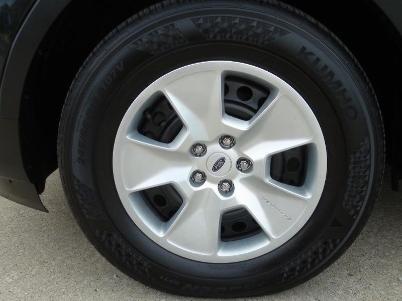Ford Explorer Base 4WD 2013