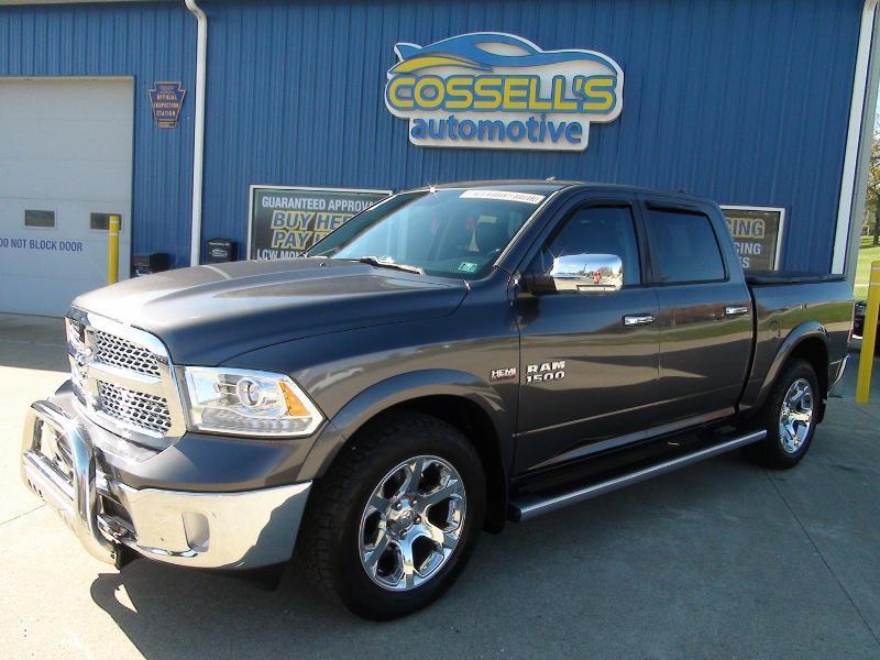 RAM 1500 Laramie Crew Cab SWB 4WD 2016