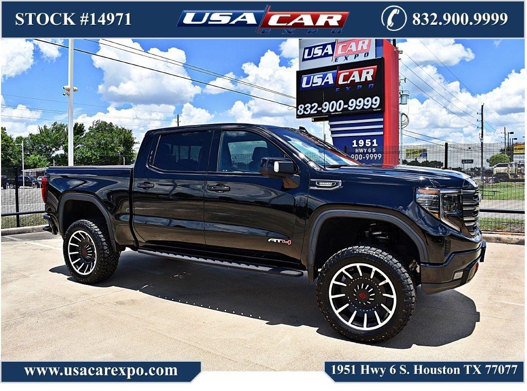 2025 GMC Sierra 1500 AT4 Crew Cab 4WD