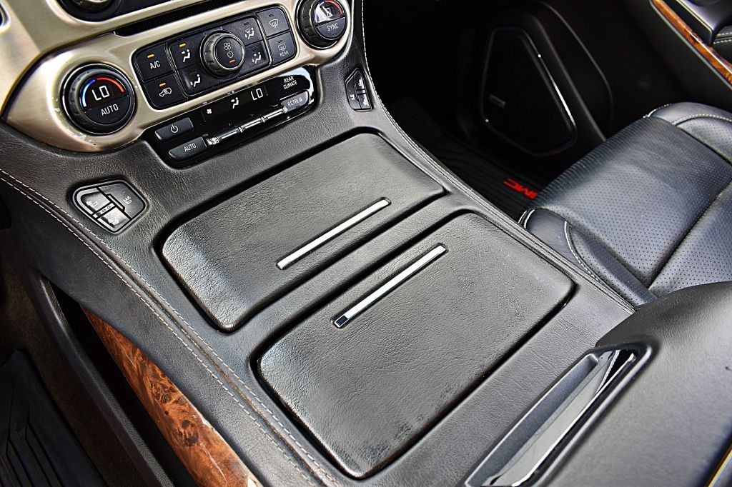 GMC Yukon Denali 2WD 2016