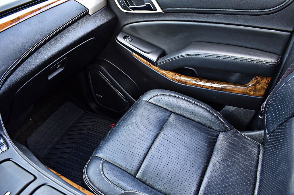 GMC Yukon Denali 2WD 2016