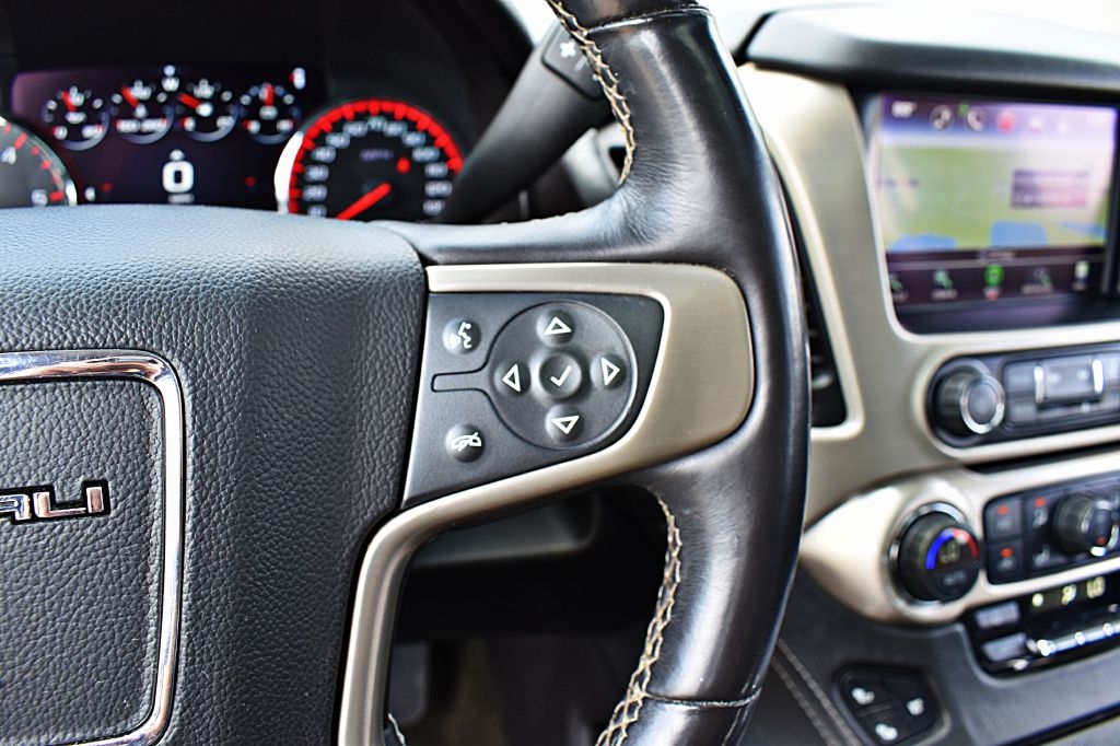 GMC Yukon Denali 2WD 2016