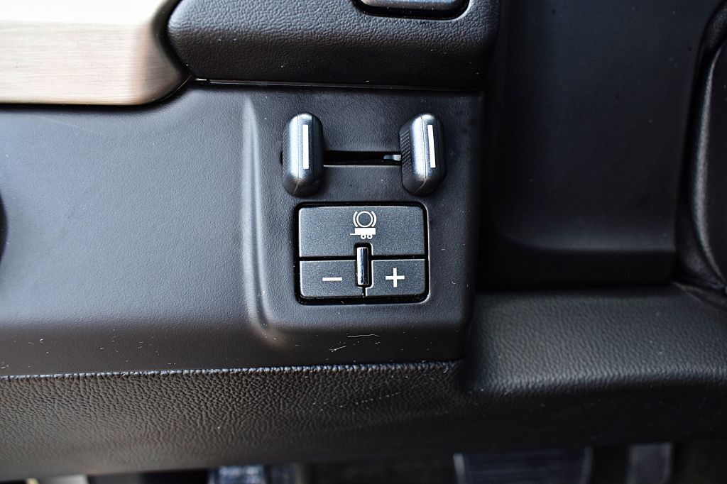 GMC Yukon Denali 2WD 2016