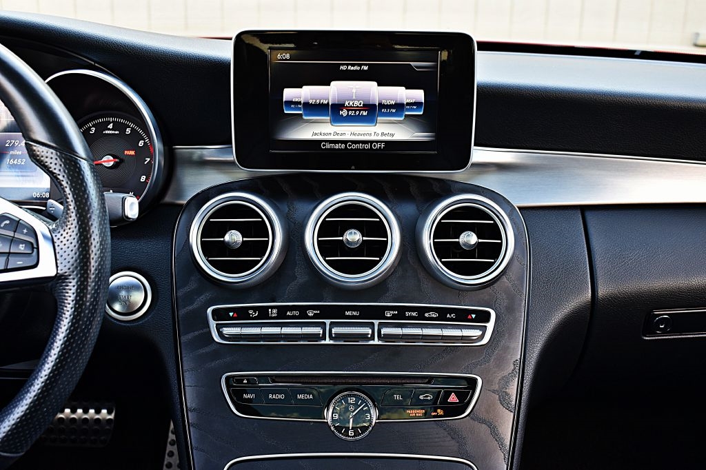 2018 Mercedes Benz C 300 Coupe photo 24