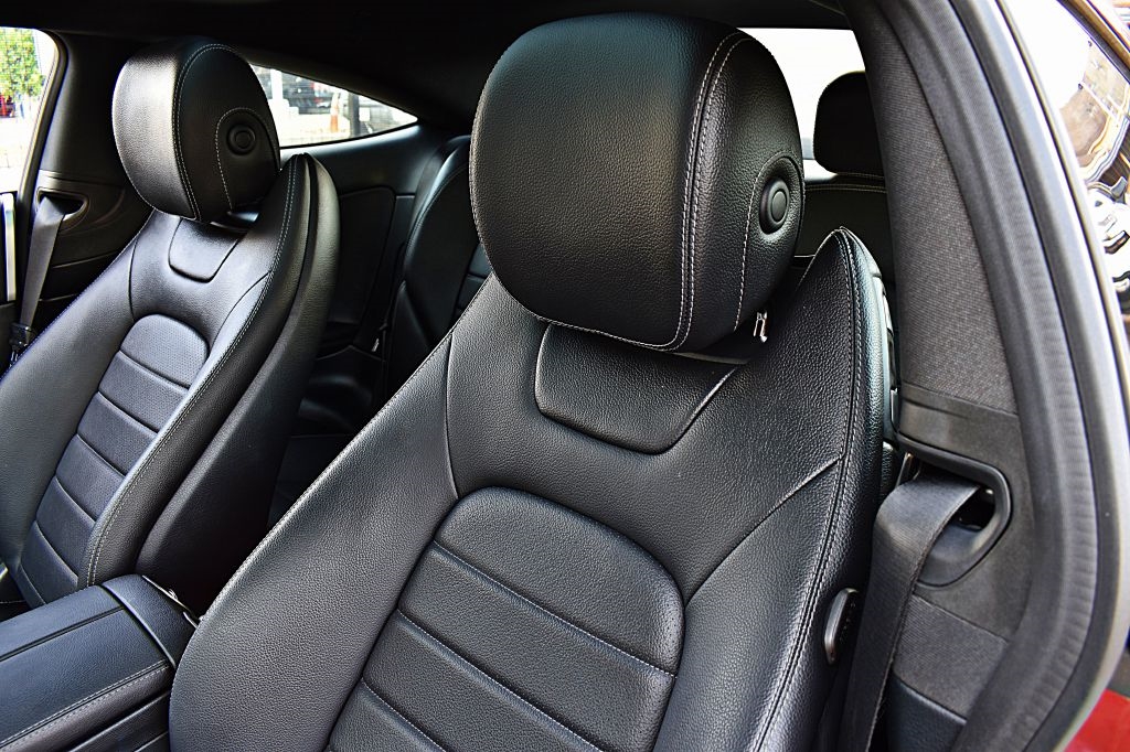 2018 Mercedes Benz C 300 Coupe photo 48