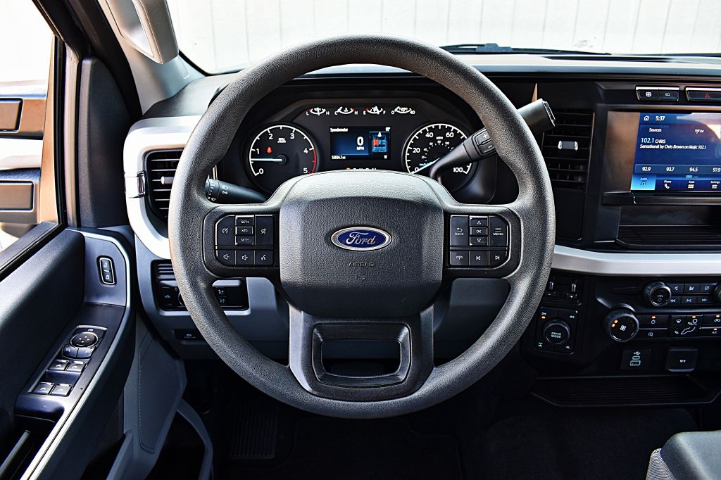 2024 Ford F-250 XL photo 23