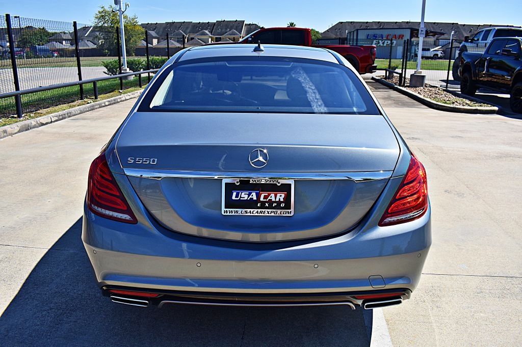 2014 Mercedes Benz S 550 photo 3