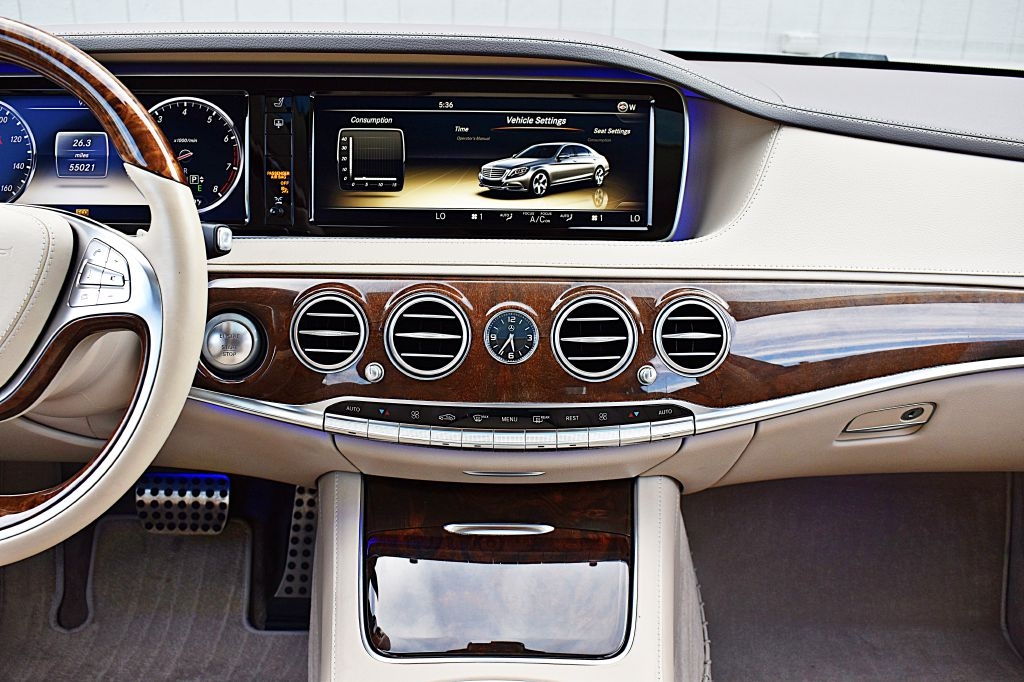 2014 Mercedes Benz S 550 photo 25