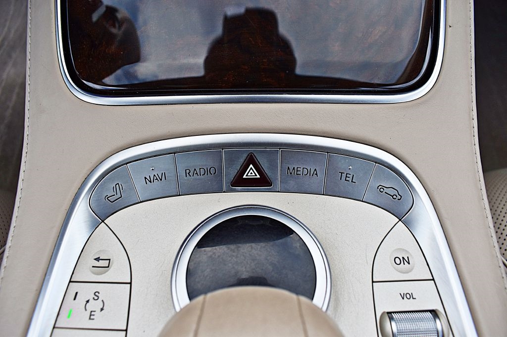 2014 Mercedes Benz S 550 photo 35