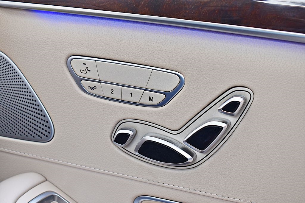 2014 Mercedes Benz S 550 photo 40
