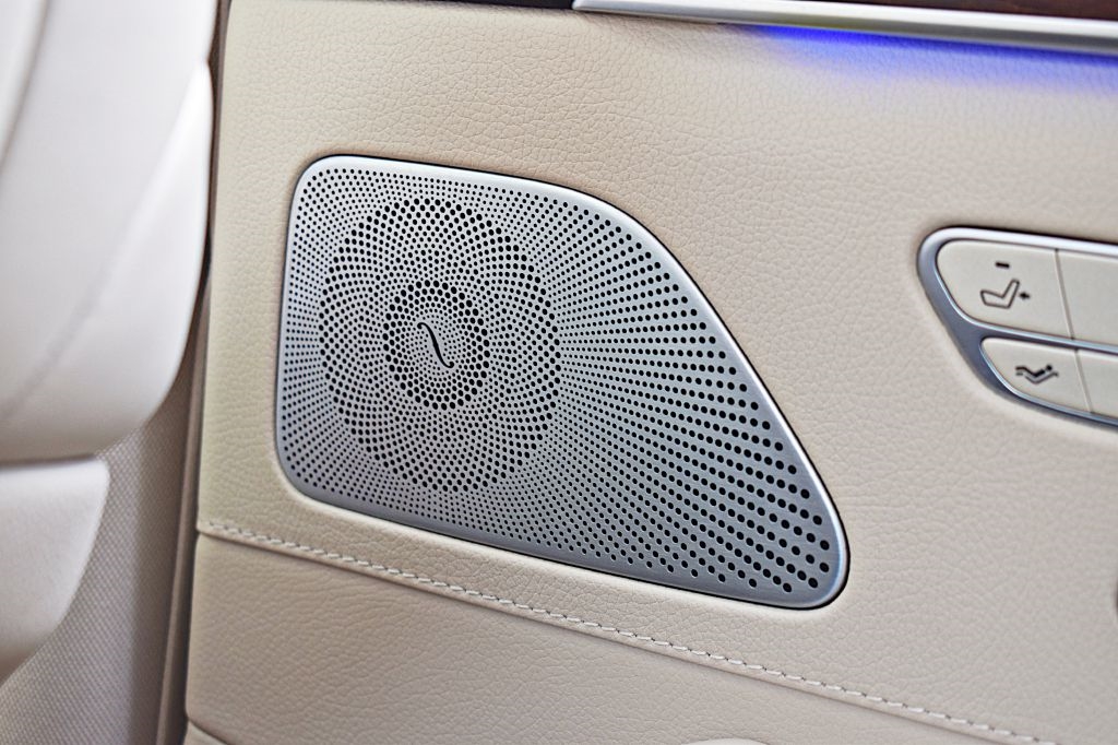 2014 Mercedes Benz S 550 photo 41
