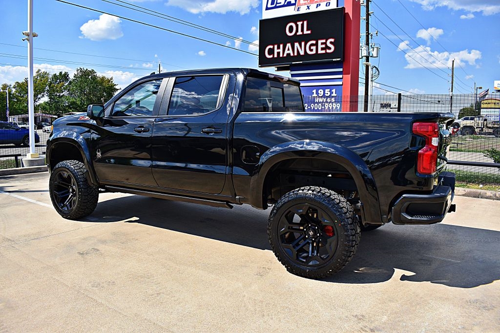 2024 Chevrolet Silverado 1500 RST photo 6