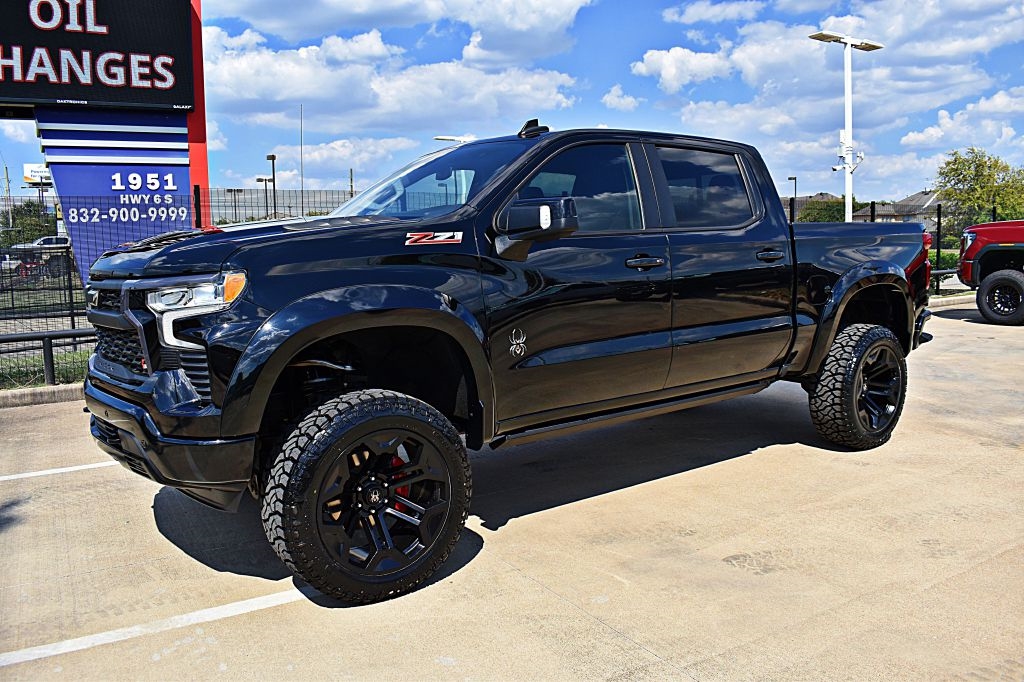 2024 Chevrolet Silverado 1500 RST photo 8