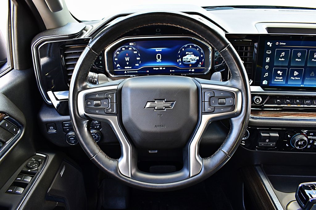 2024 Chevrolet Silverado 1500 RST photo 24