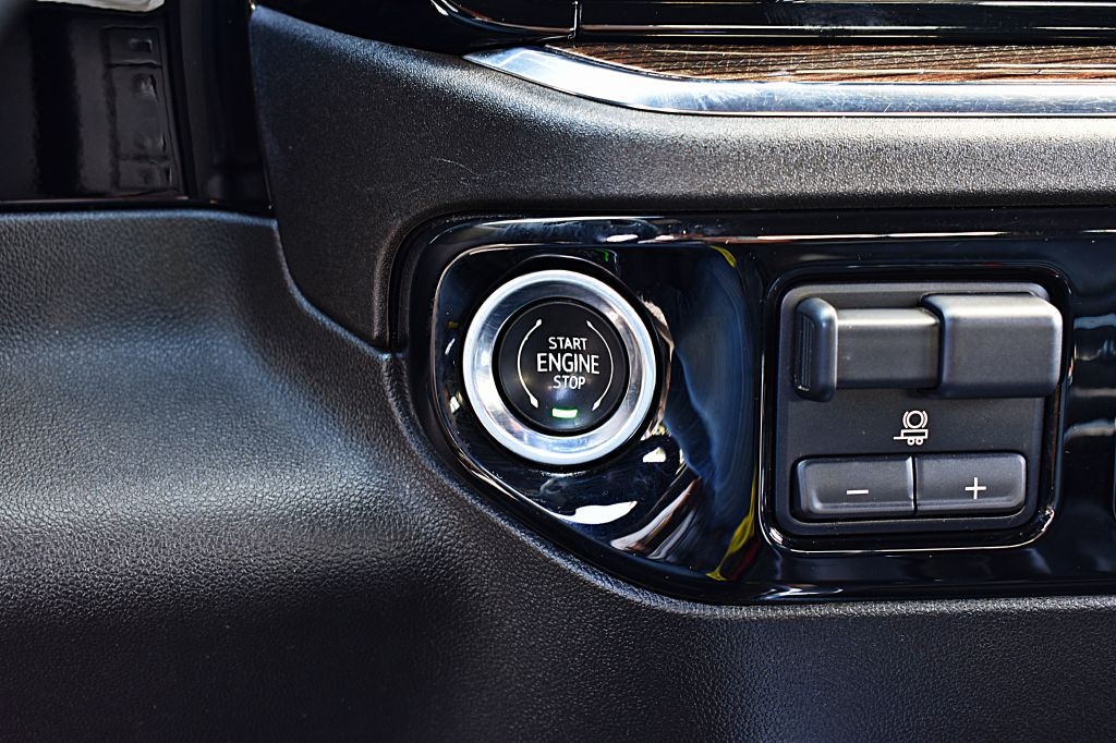 2024 Chevrolet Silverado 1500 RST photo 38