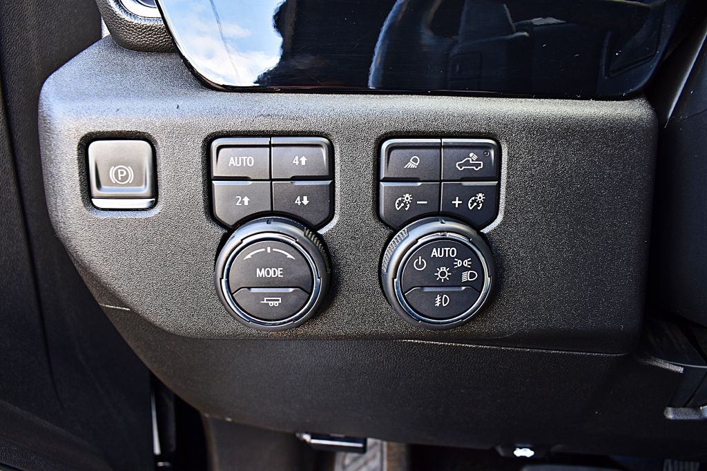 2024 Chevrolet Silverado 1500 RST photo 43