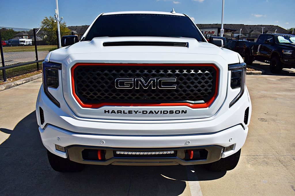 GMC Sierra 1500 AT4 Crew Cab 4WD 2022