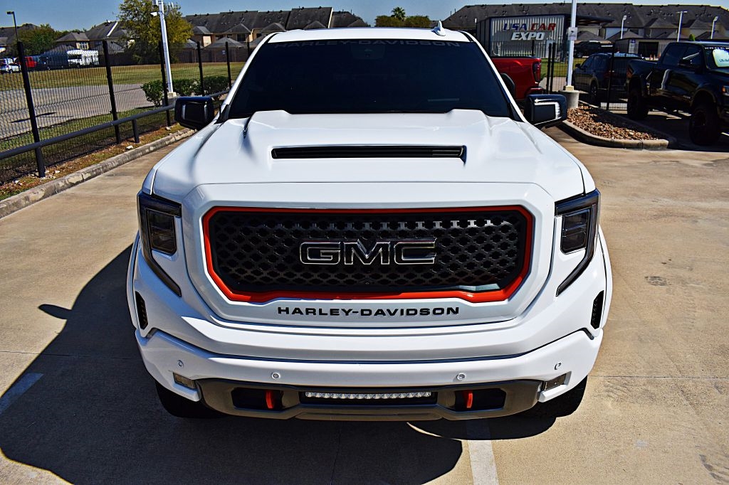 GMC Sierra 1500 AT4 Crew Cab 4WD 2022