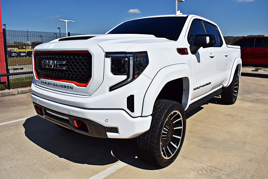 GMC Sierra 1500 AT4 Crew Cab 4WD 2022