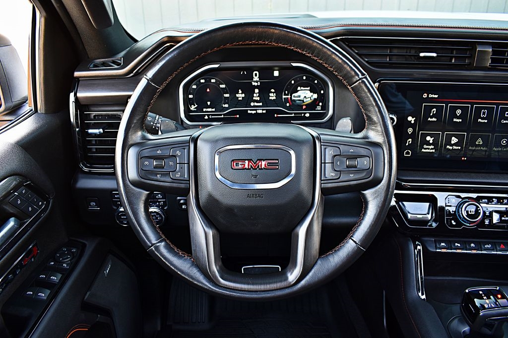 GMC Sierra 1500 AT4 Crew Cab 4WD 2022