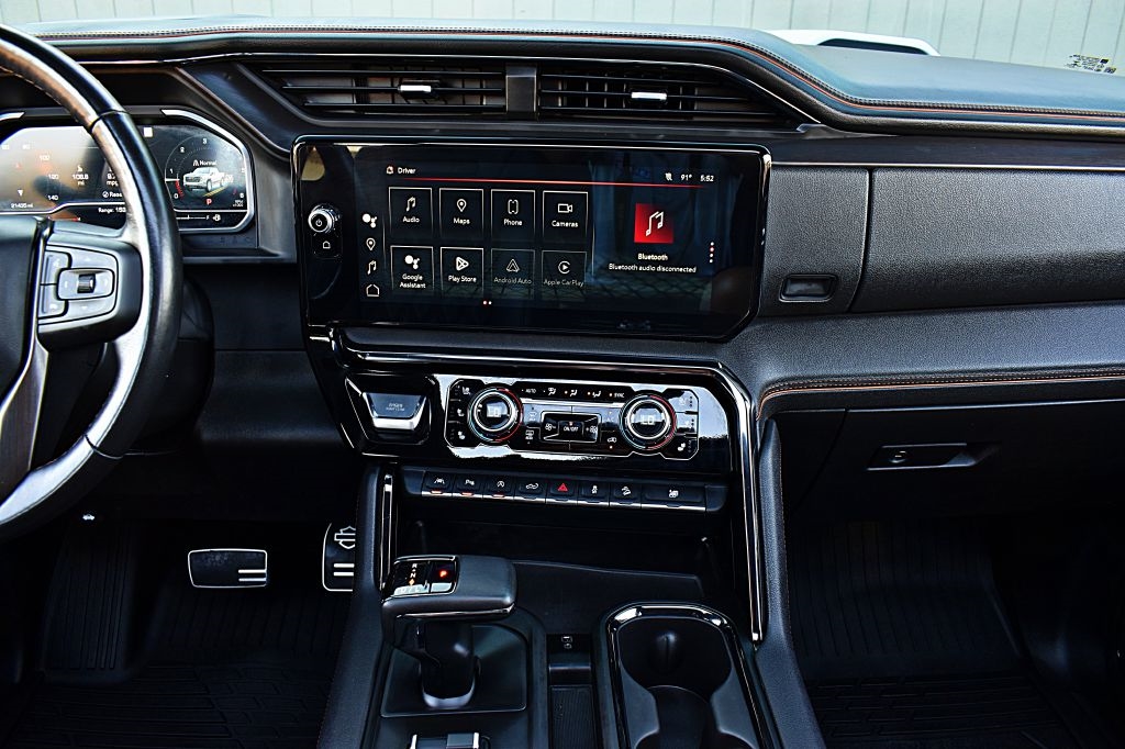 GMC Sierra 1500 AT4 Crew Cab 4WD 2022