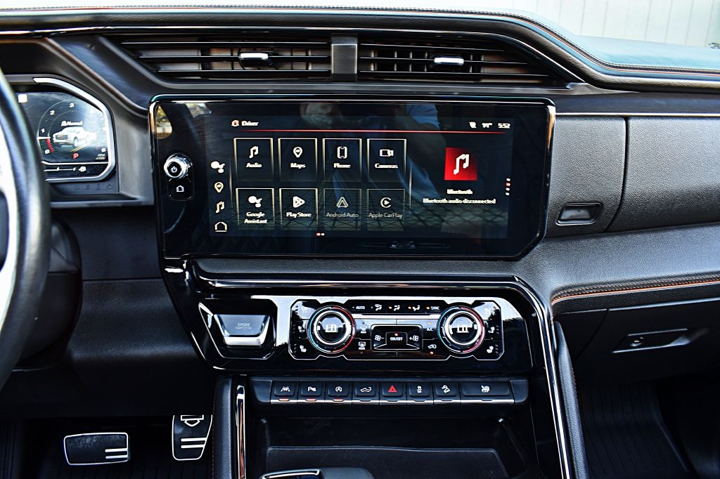 GMC Sierra 1500 AT4 Crew Cab 4WD 2022