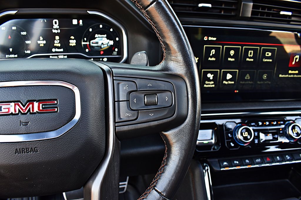 GMC Sierra 1500 AT4 Crew Cab 4WD 2022