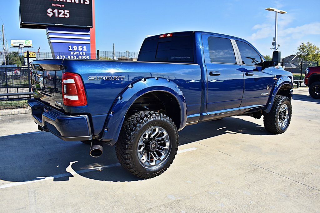 RAM 2500 Tradesman Crew Cab SWB 4WD 2022