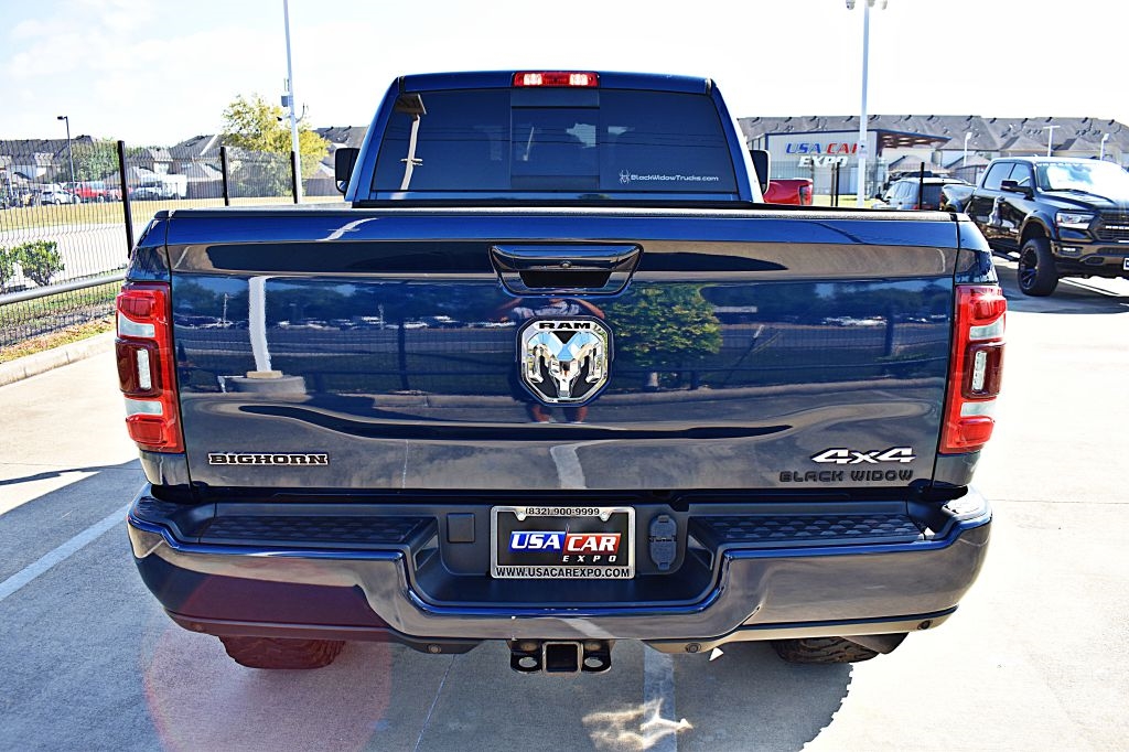 RAM 2500 Tradesman Crew Cab SWB 4WD 2022