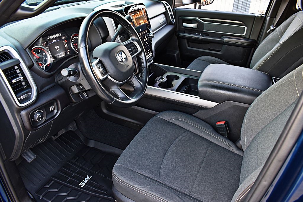 RAM 2500 Tradesman Crew Cab SWB 4WD 2022