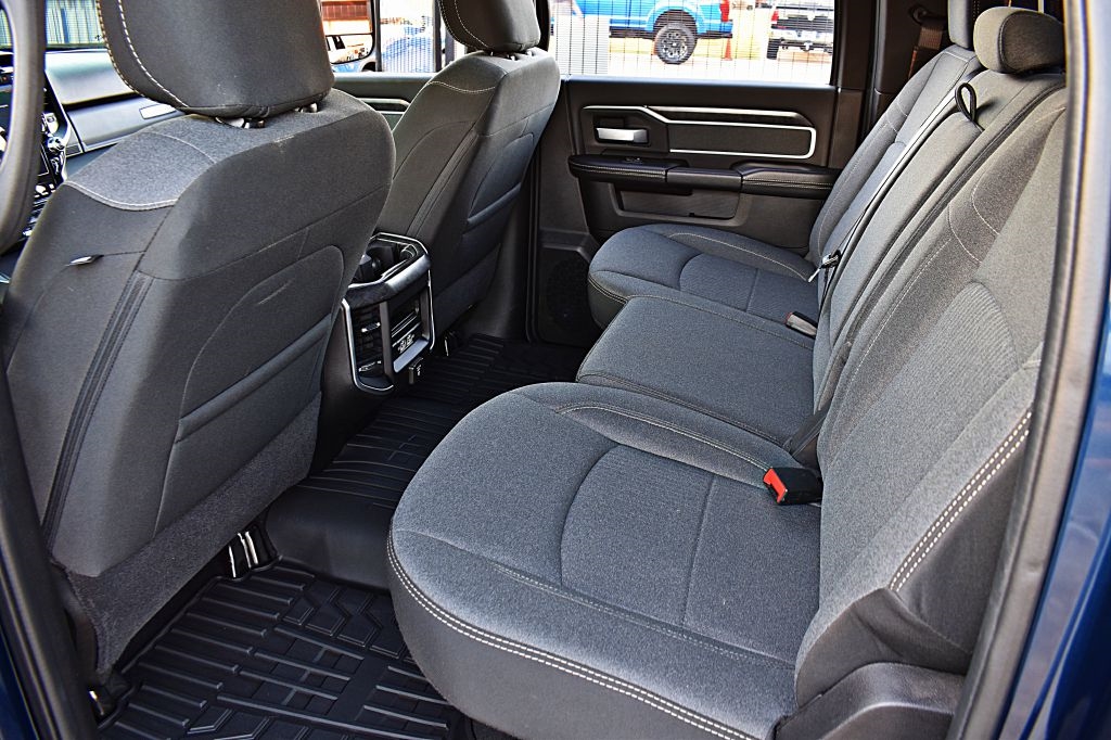RAM 2500 Tradesman Crew Cab SWB 4WD 2022