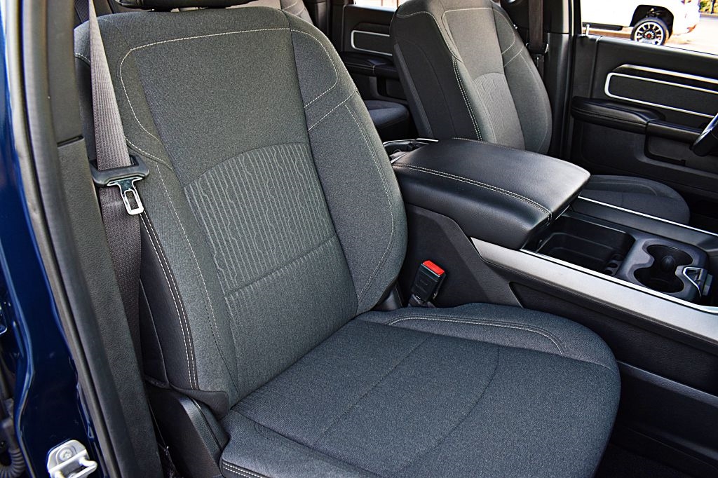 RAM 2500 Tradesman Crew Cab SWB 4WD 2022