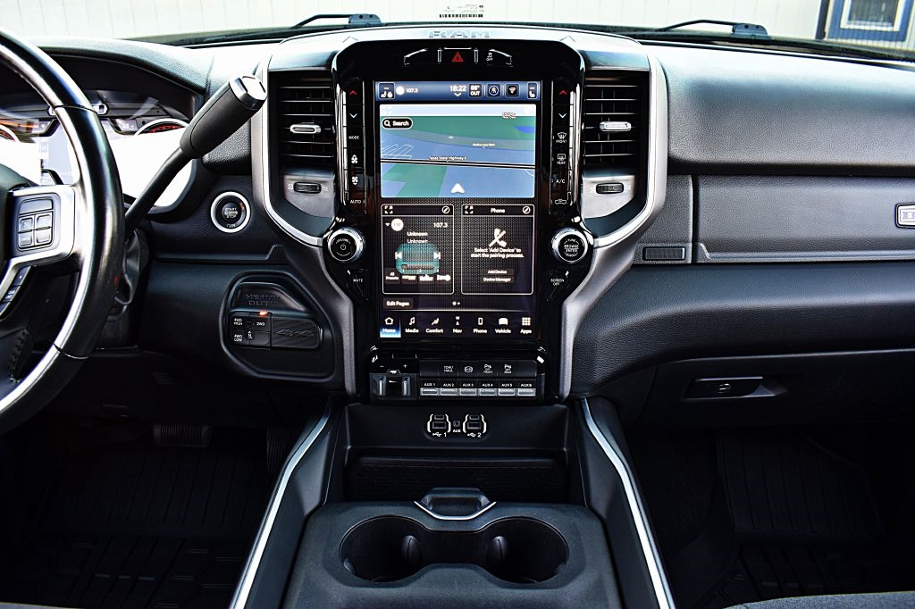 RAM 2500 Tradesman Crew Cab SWB 4WD 2022