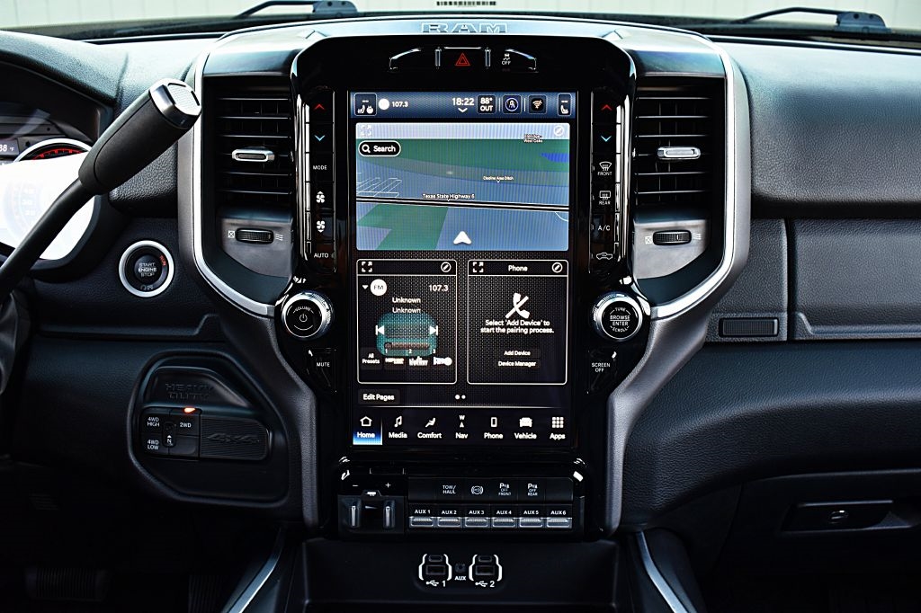 RAM 2500 Tradesman Crew Cab SWB 4WD 2022