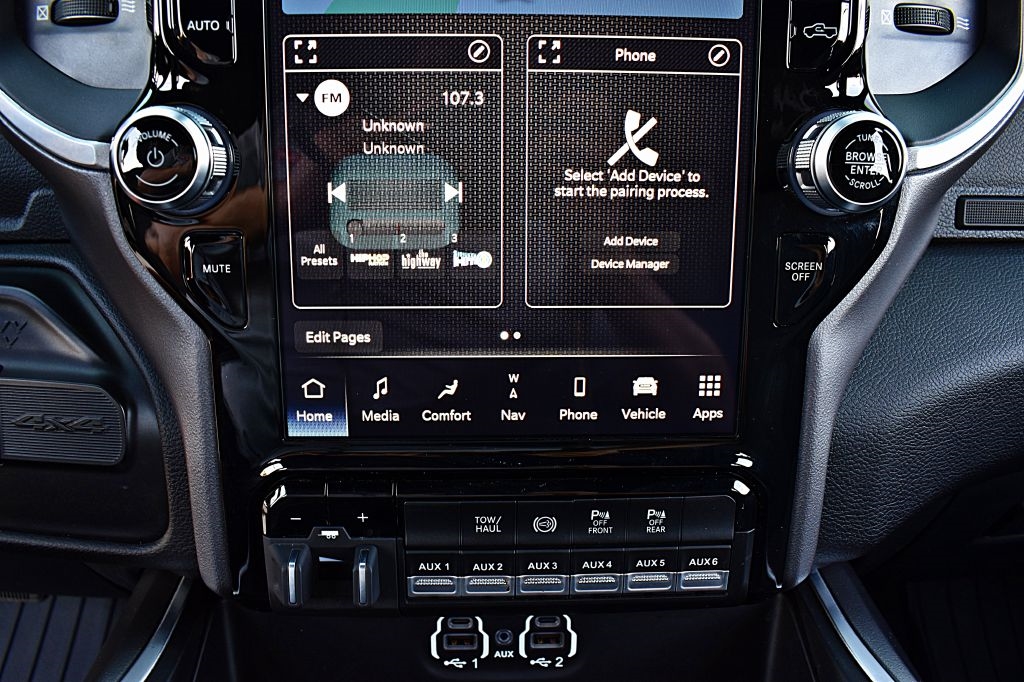 RAM 2500 Tradesman Crew Cab SWB 4WD 2022
